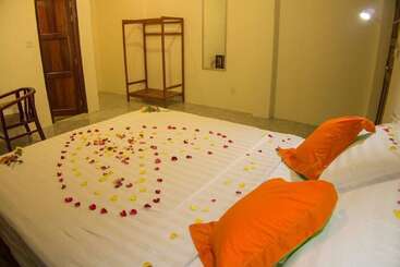 پانسیون Golden Queen Guest House