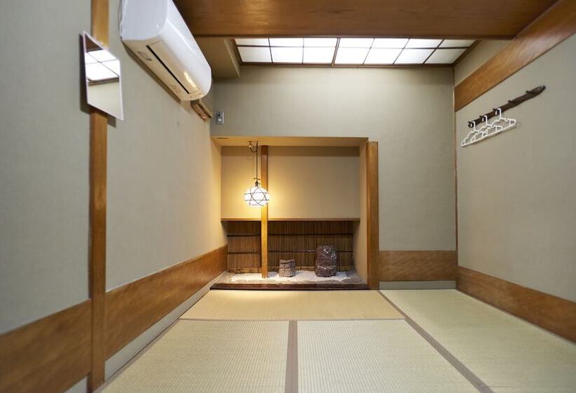 هاستل Osaka Guest House Sakura