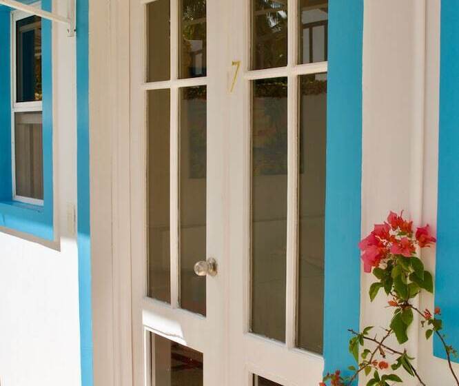 مبيت وإفطار Brisas Doradas