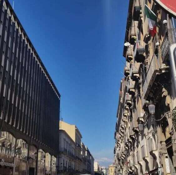 تختخواب و صبحانه Residenza Del Turista