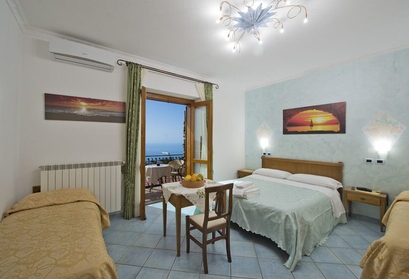 هتل Agriturismo Mare E Monti