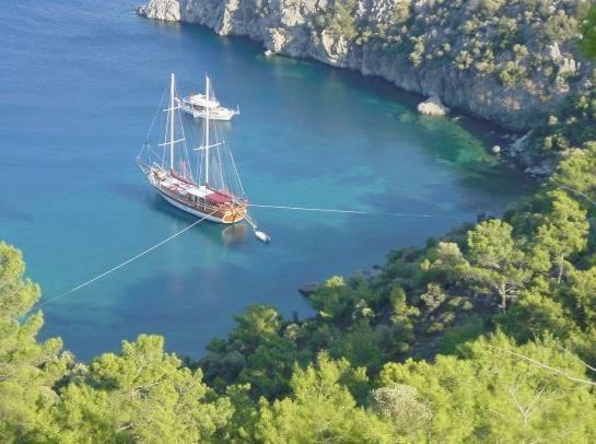 هتل Apollon