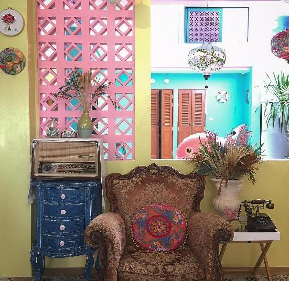 هتل Chor Chang House