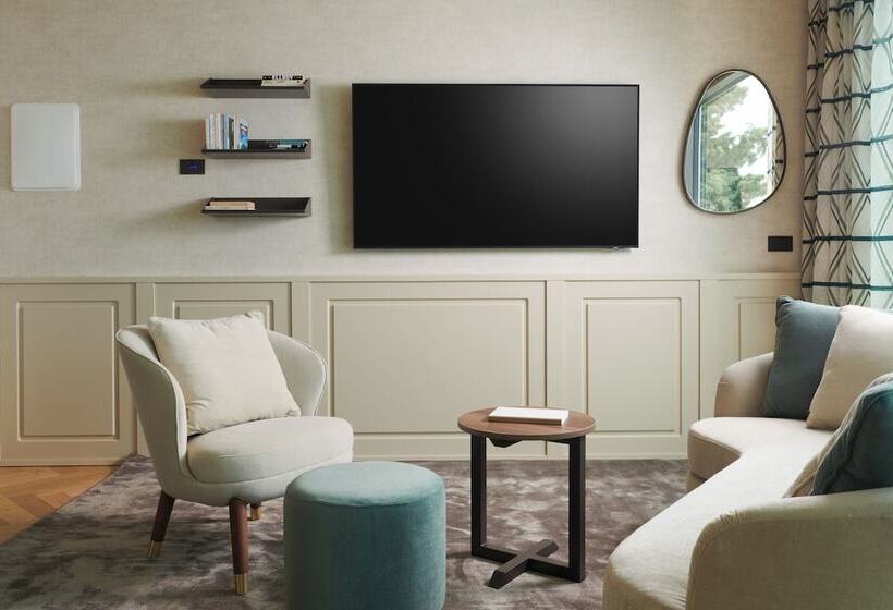 فندق Maximilian Suites