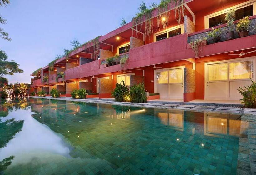 هتل Pinkcoco Gili Trawangan   Constant Surprises   For Cool Adults Only