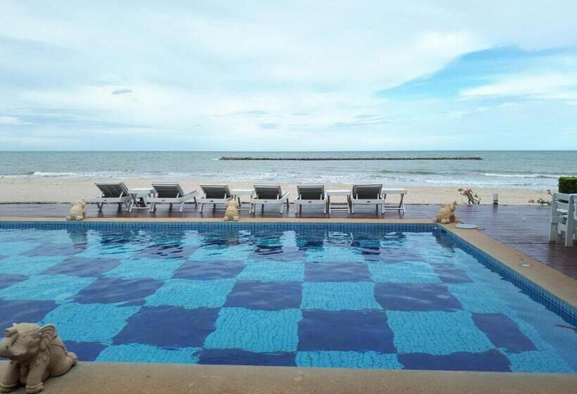 هتل Sea Sky Resort