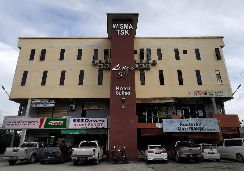 هتل Lodge 37