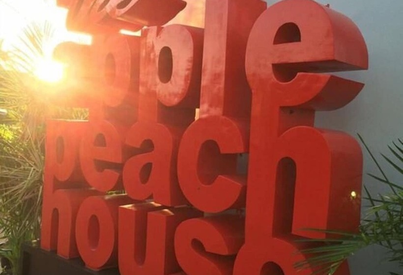 هتل The Apple Peach House
