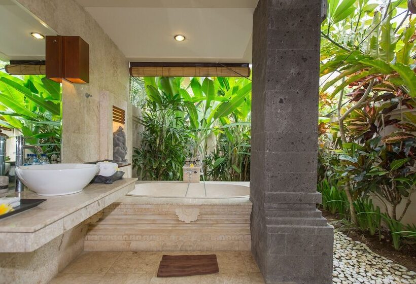 Villa Lidwina By Nagisa Bali