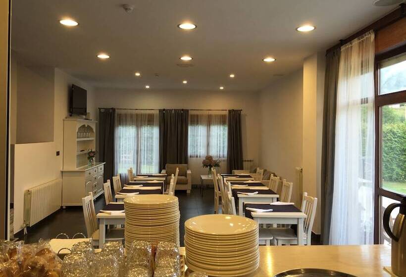 مبيت وإفطار Hosteria La Moraleja