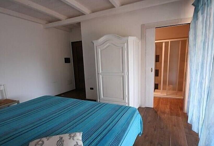 تختخواب و صبحانه Villa La Conchiglia