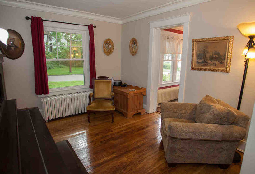 Enchanted Cottage On Glen  Entire House Rental