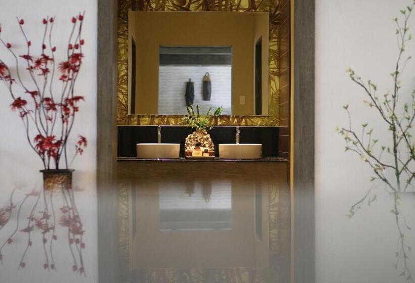 בית מלון כפרי Boracay Haven Suites