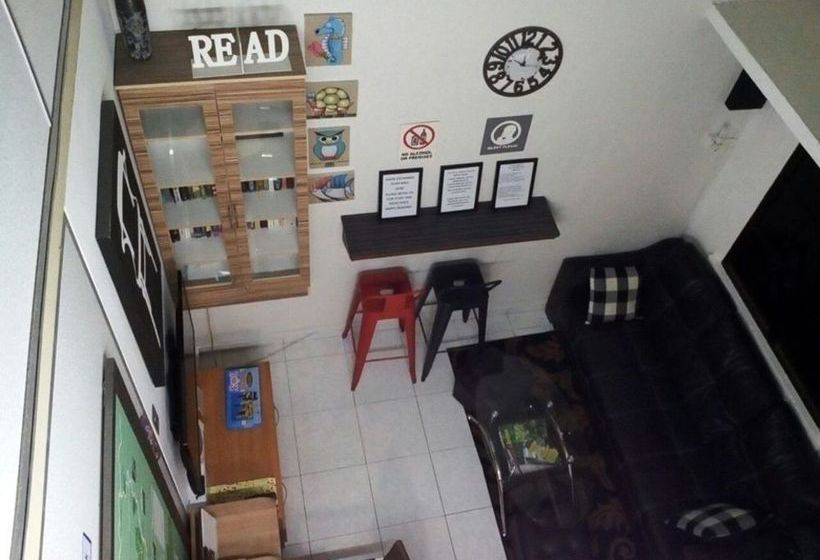 בית מלון כפרי Check In