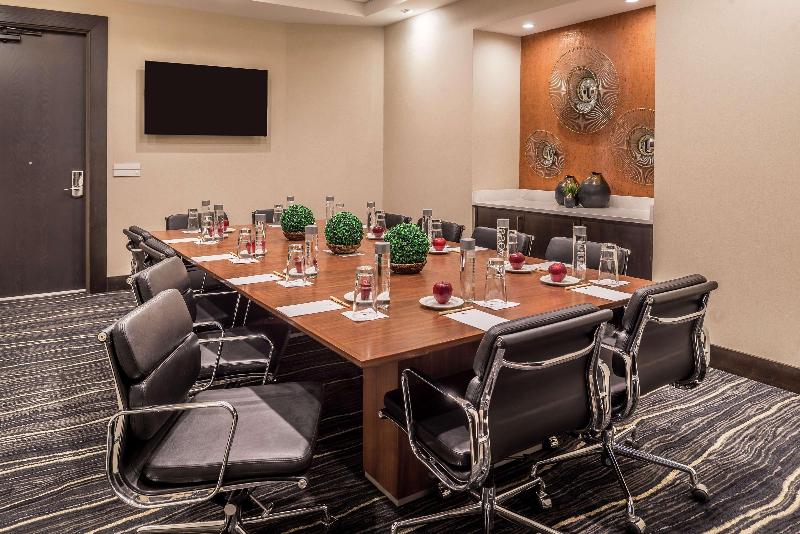 בית מלון כפרי Doubletree By Hilton Lafayette East, In