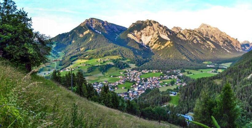 בית מלון כפרי Erika