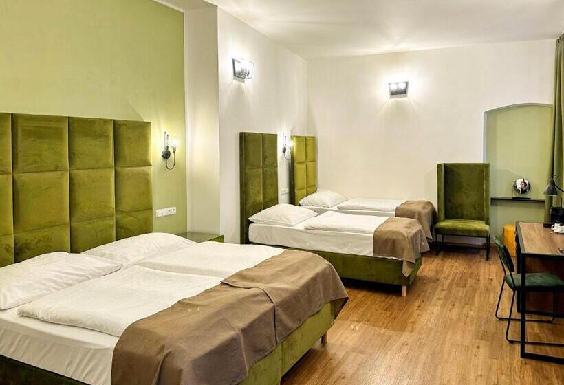 Fotos del hotel Garden Court: 1 Fotos del hotel Garden Court: 1
