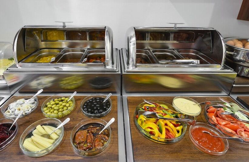 Fotos del hotel Garden Court:  12