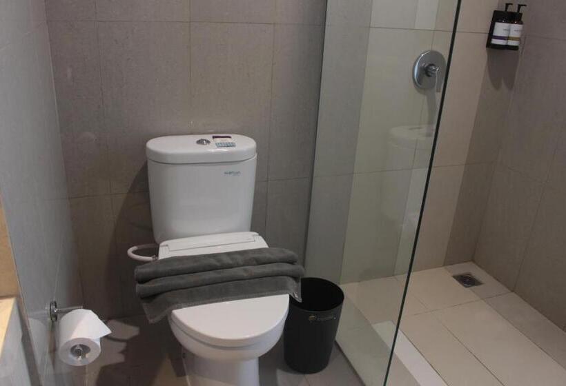 هتل Mercure Jayapura