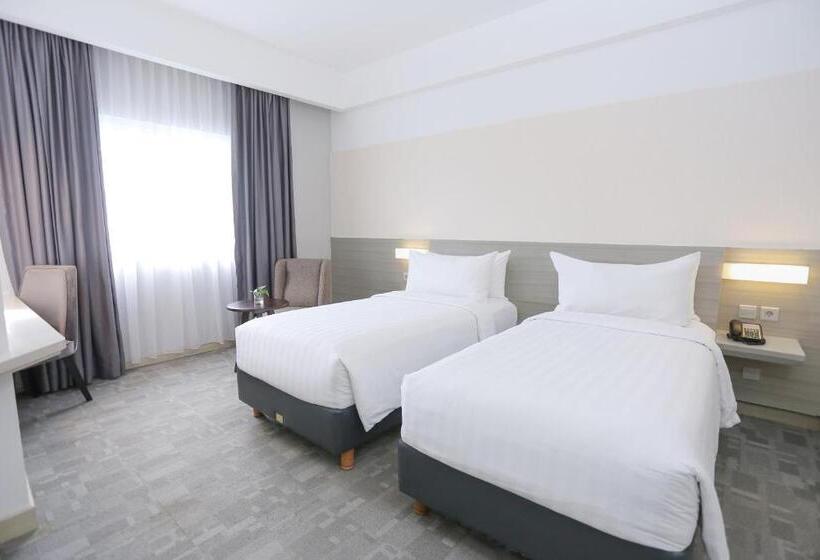 هتل Mercure Jayapura