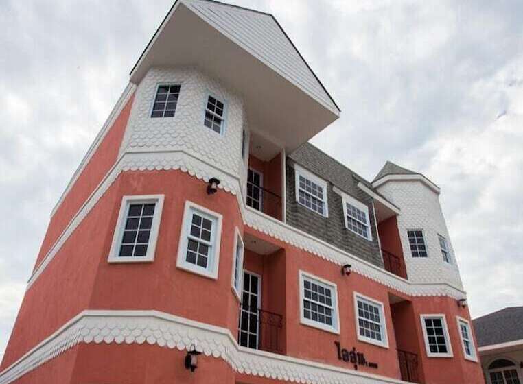 هتل Na Banmae Resort