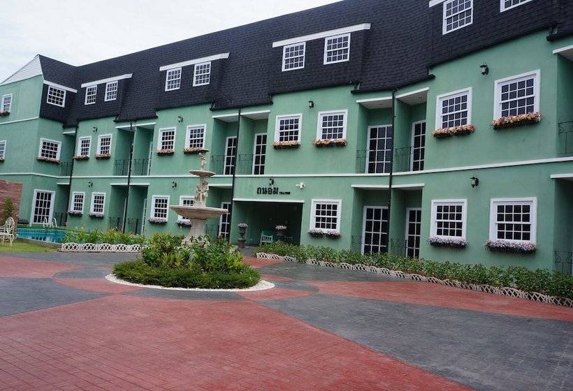 هتل Na Banmae Resort