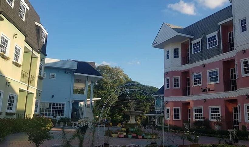 هتل Na Banmae Resort