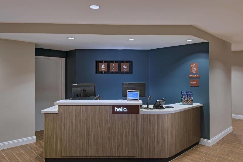 בית מלון כפרי Towneplace Suites Lake Charles