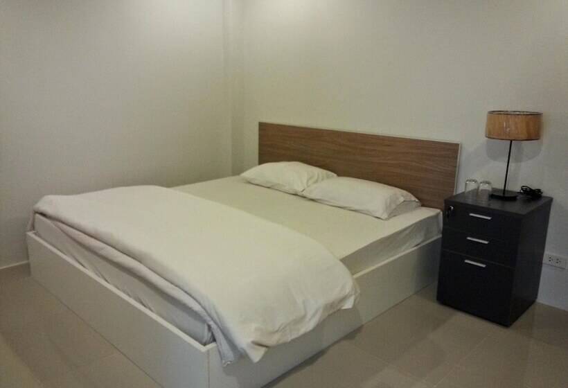 פנסיון Freesia Guesthouse Suvarnabhumi