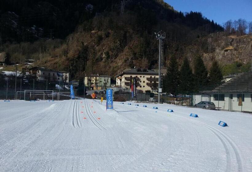 ベッドアンドブレックファースト Ar Mountains Lodge Villachiara