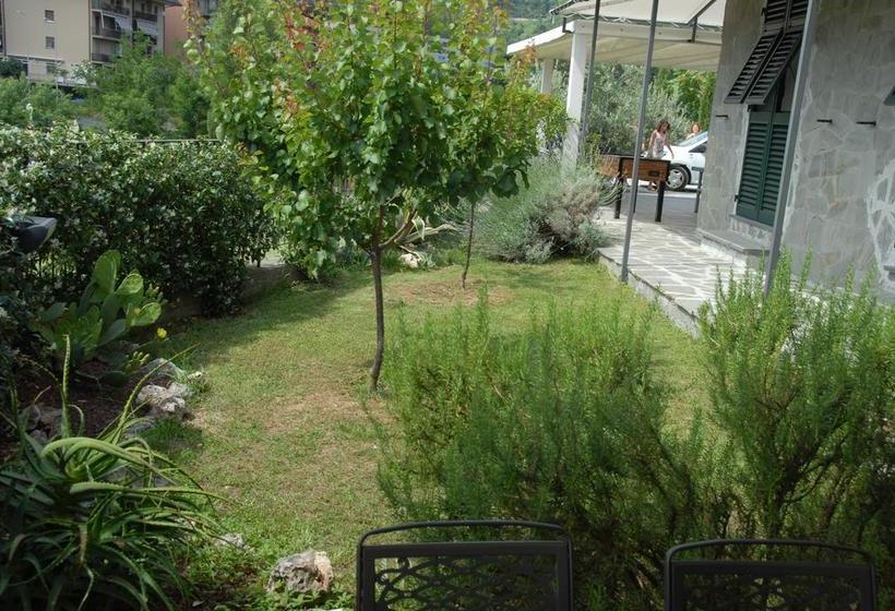 تختخواب و صبحانه Bed&Breakfast Villa Luisa