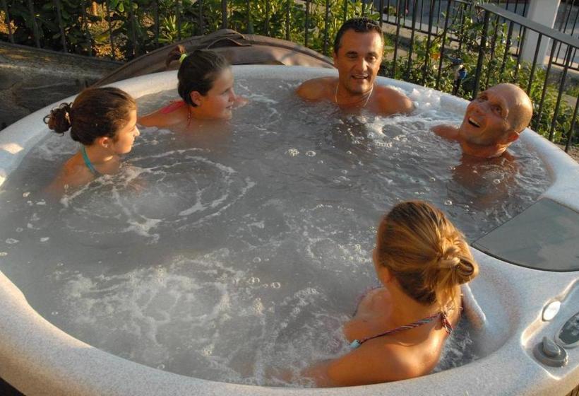 تختخواب و صبحانه Bed&Breakfast Villa Luisa