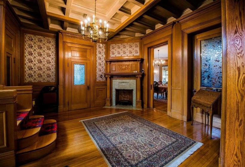 住宿加早餐 Château La Motte Guest House