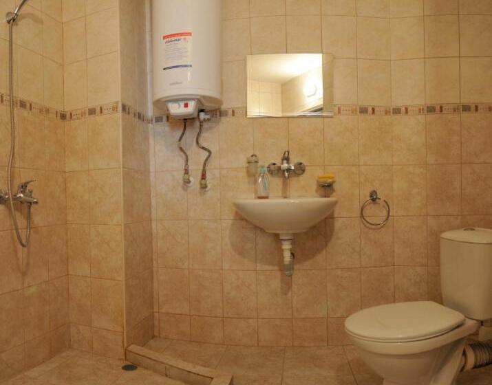 Family Hotel Prolet