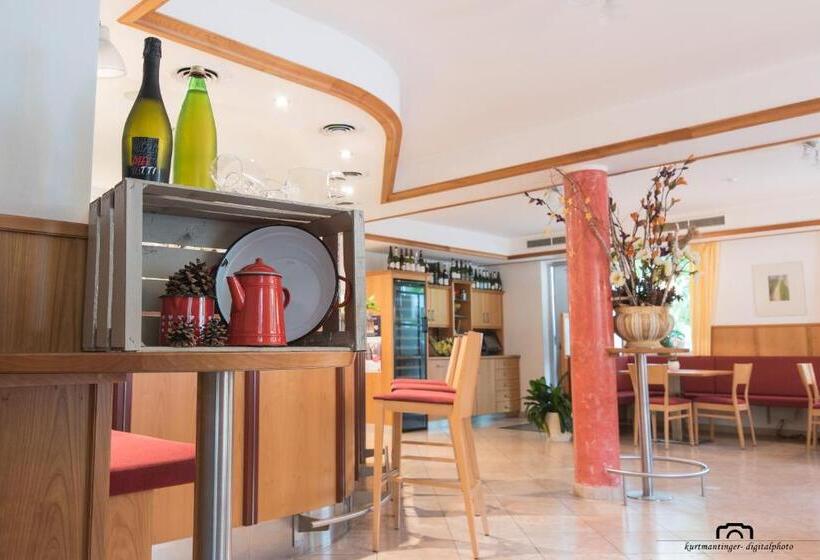 هتل Kreuzstein Bed&breakfast