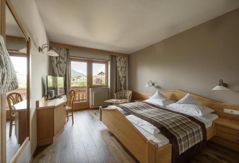 هتل Landsitz Stroblhof