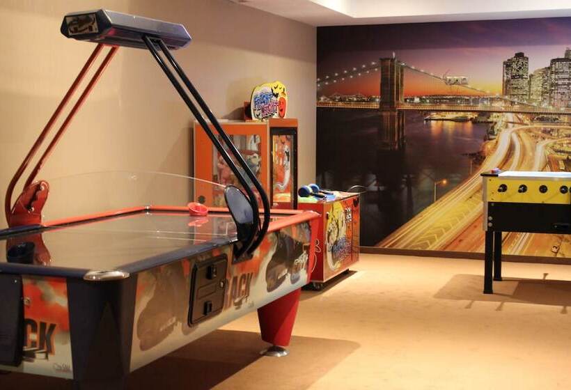 استراحتگاه Park Hotel And Spa Vella Hills