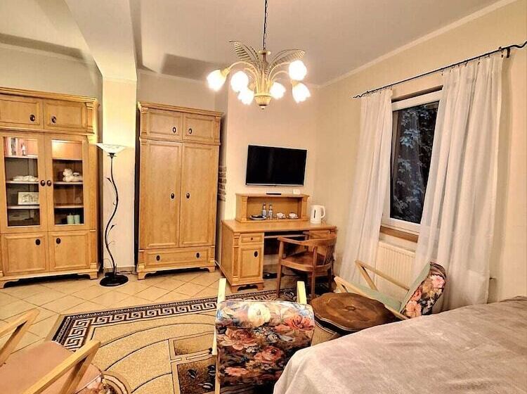هتل Apartamenty Molus