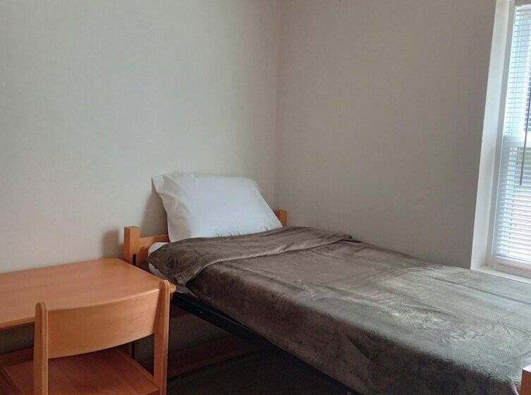 هاستل The Saints Suites At Nccc