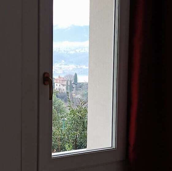 مبيت وإفطار La Dimora Dei Due Laghi