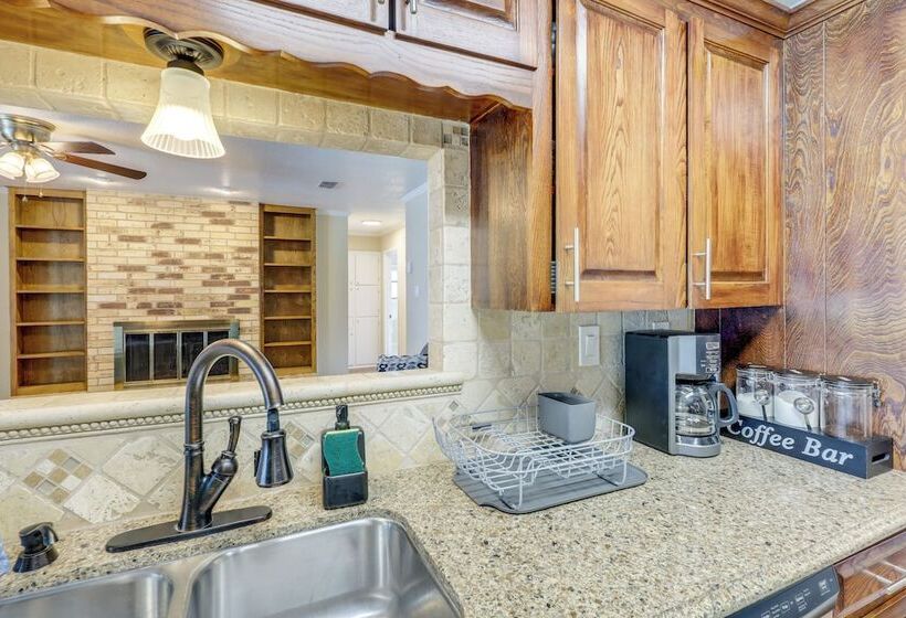 Copperas Cove Home W/ Pool ~ 8 Mi To Fort Cavazos!