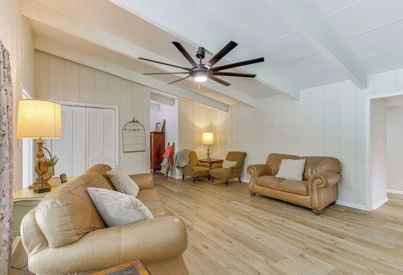 Expansive Florence Home ~ 6 Mi To Downtown!