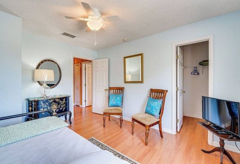 Family Friendly Kissimmee Home W/ Yard & Grill!