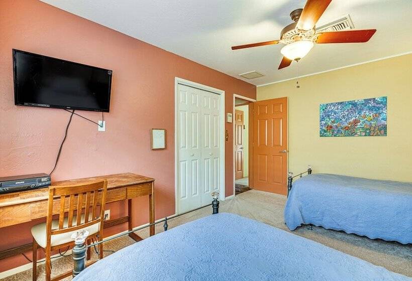 Green Valley Mountain Oasis W/ Views: 4 Mi To Golf