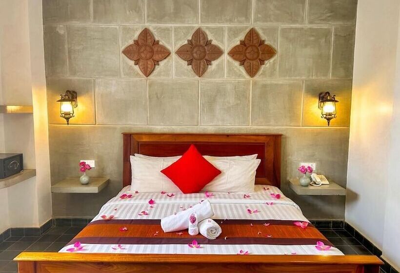 هتل The Palmery Boutique & Spa