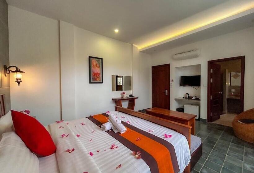هتل The Palmery Boutique & Spa