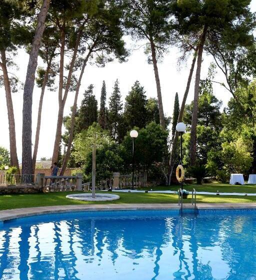 هتل Villa De Biar Shc
