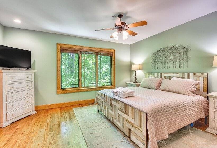 Luxe Trillium Home W/ Fire Pit, 5 Mi To Cashiers