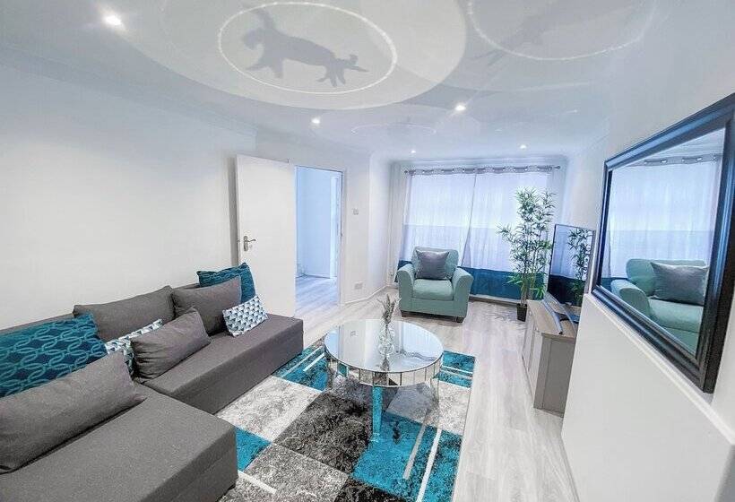 Резиденция 3br Sleeps5 Parking Neartrainstation