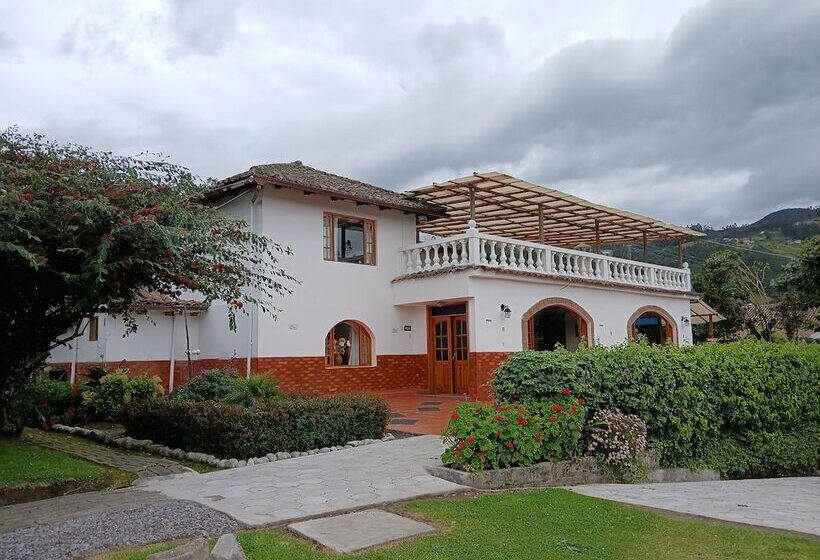 استراحتگاه Tambo Inti Hosteria